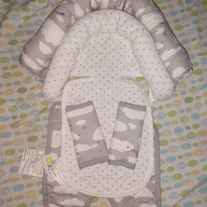 Infant car seat head support set